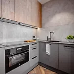 Apartamenty Homely Place Serce Poznania - Stary Rynek - Parking