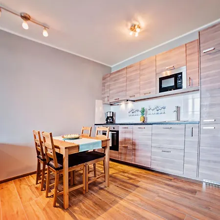 Apartamenty Homely Place Serce Poznania - Stary Rynek - Parking * Poznan