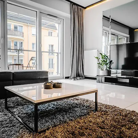 Maison 33 Apartment Poznan