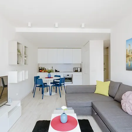 Apartamenty Homely Place Serce Poznania - Stary Rynek - Parking Apartment Poznan