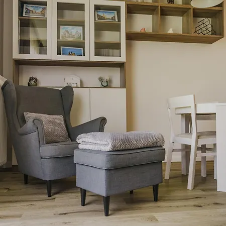 Apartamenty Homely Place Serce Poznania - Stary Rynek - Parking Apartment Poznan