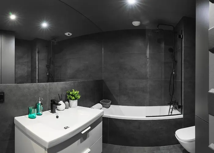 Apartamenty Homely Place Serce Poznania - Stary Rynek - Parking Apartment